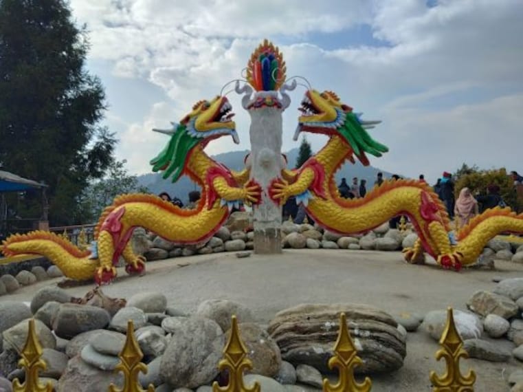 Seeing the Sunset from Tashi View Point_3